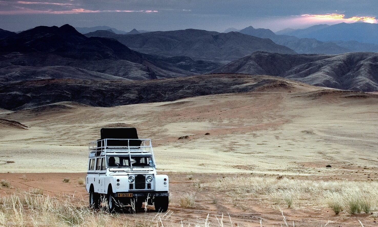 Header 4 x 4 wheel self-drive - Namibië - African Luxury