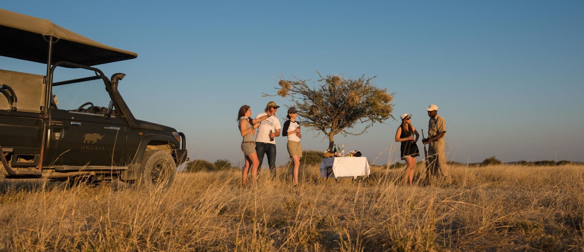 Sundowner stop Ongave Game Reserve - African Luxury