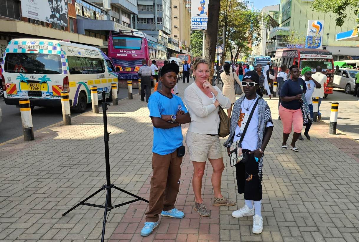 Wish that I could be like the cool kids..... Renate in downtown Nairobi